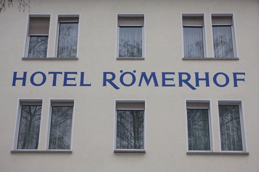 بينجين ام راين Hotel Romerhof المظهر الخارجي الصورة